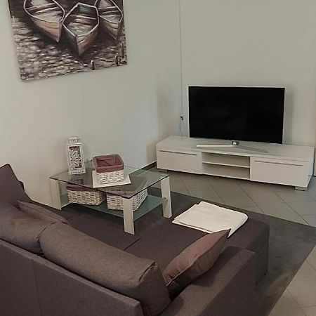 Apartmani Katarina Mundanije Exterior photo
